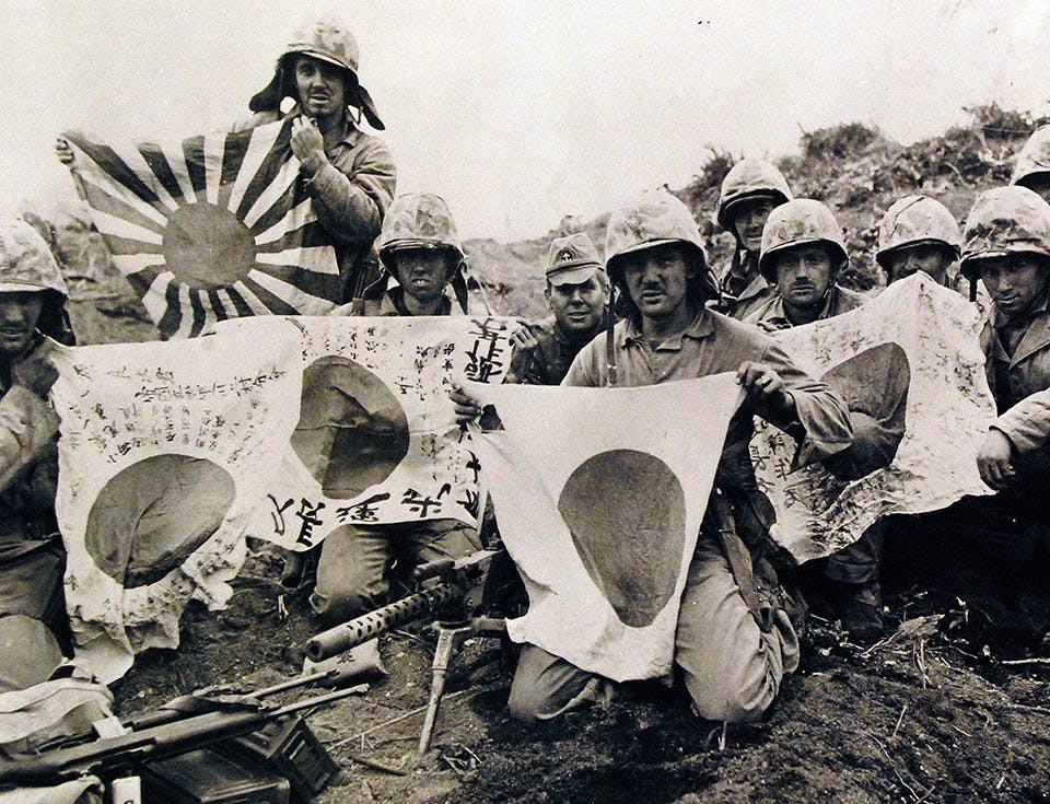 slaget om iwo jima us marines japanska flaggor S7xvs9Jai slaget om iwo jima us marines japanska flaggor S7xvs9Jai